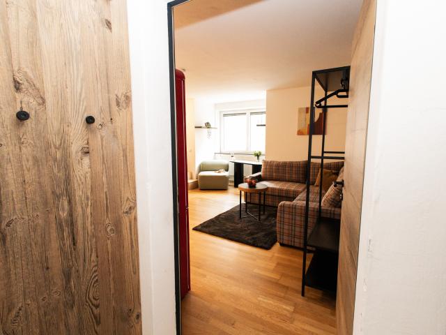 Entrance / Reception