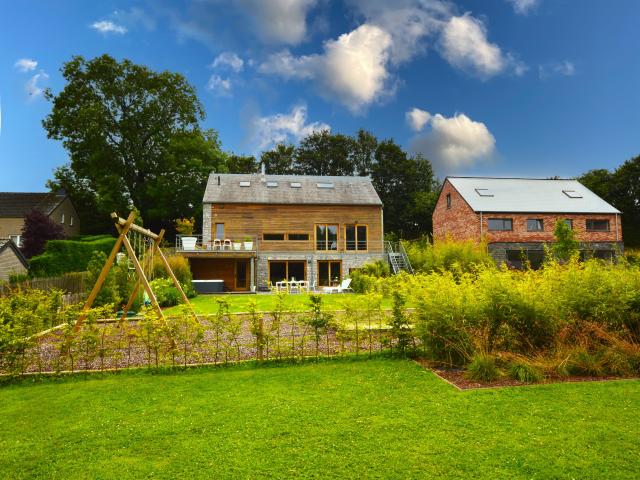 Außenseite Ferienhaus [Sommer]