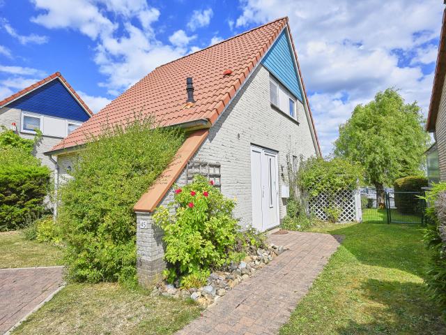 Außenseite Ferienhaus [Sommer]