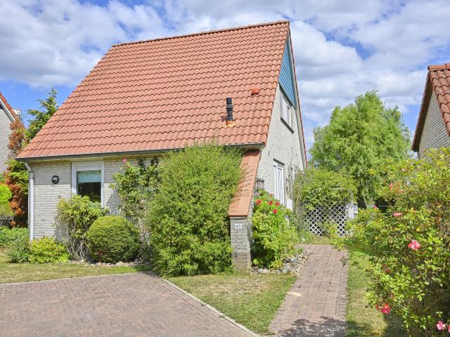 Außenseite Ferienhaus [Sommer]