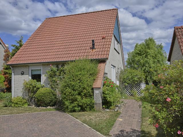 Außenseite Ferienhaus [Sommer]