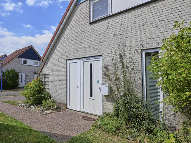 Außenseite Ferienhaus [Sommer]