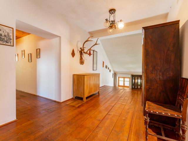 Entrance / Reception