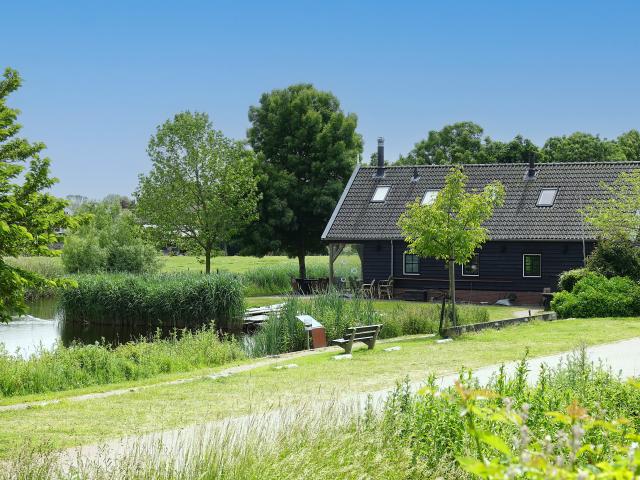 Außenseite Ferienhaus [Sommer]