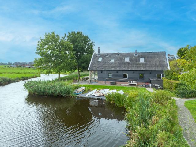 Außenseite Ferienhaus [Sommer]