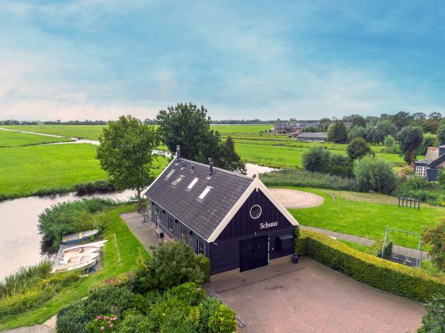 Außenseite Ferienhaus [Sommer]