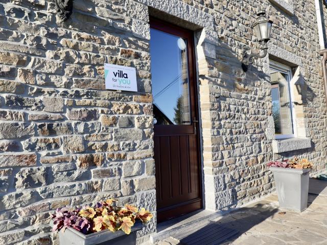 Entrance / Reception