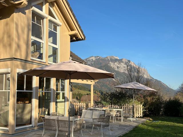 Außenseite Ferienhaus [Sommer]