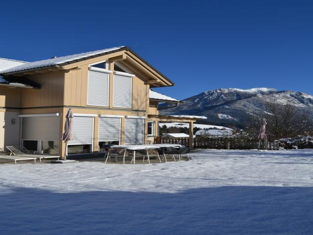 Außenseite Ferienhaus [Winter]