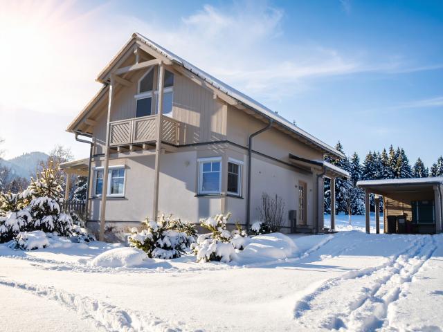 Außenseite Ferienhaus [Winter]