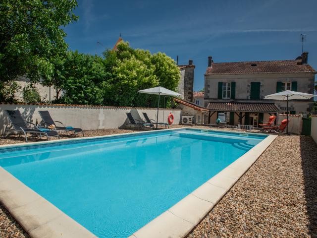 Pool des Ferienhauses