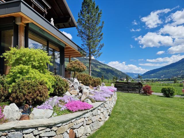 Außenseite Ferienhaus [Sommer]