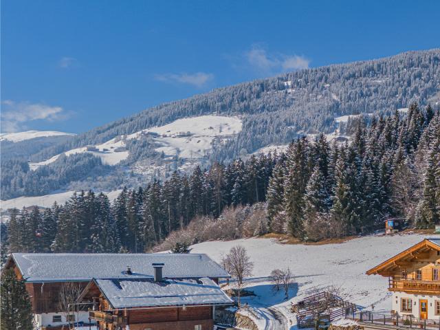 Außenseite Ferienhaus [Winter]
