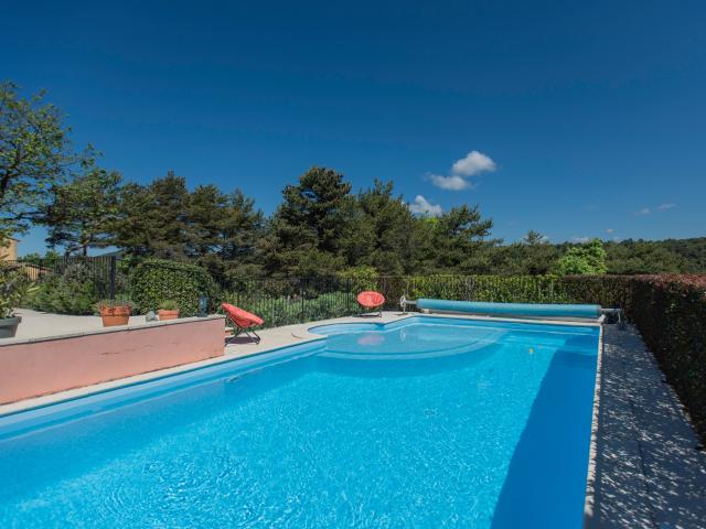 Piscine maison de vacances