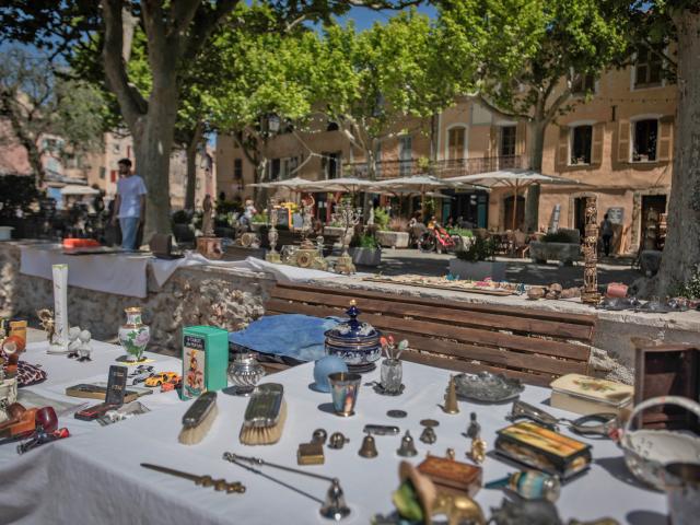 Dans les environs (1-5 km)