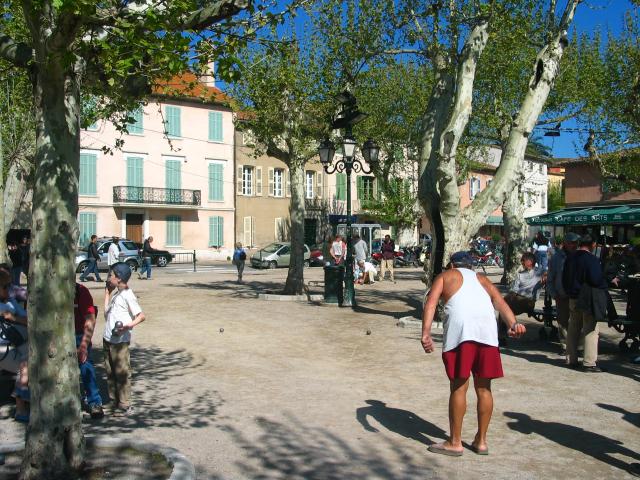 A proximité directe (<1 km)