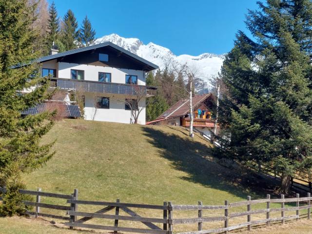 Außenseite Ferienhaus [Winter]