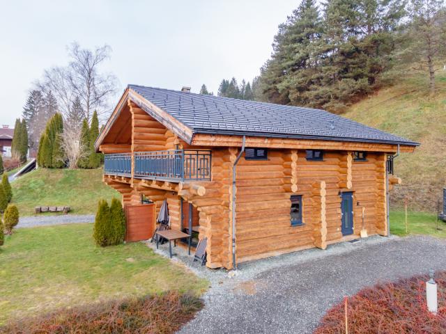 Außenseite Ferienhaus [Winter]