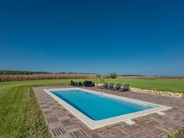 Piscine maison de vacances