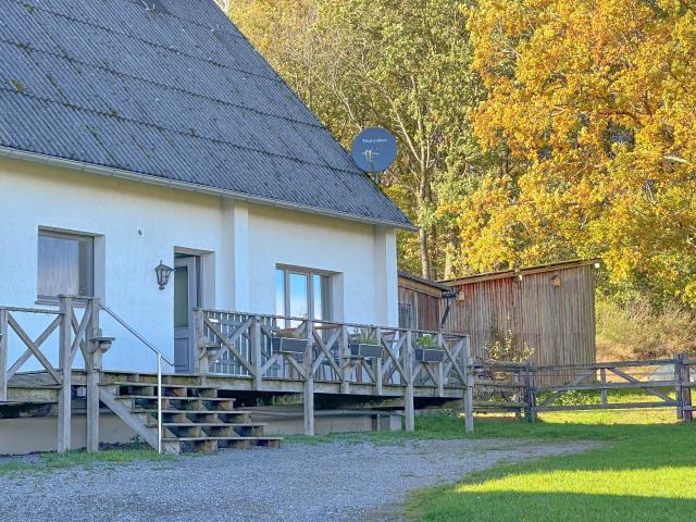 Außenseite Ferienhaus [Sommer]