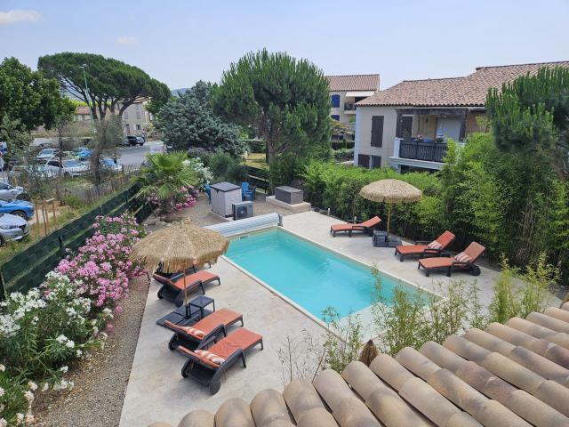 Pool des Ferienhauses