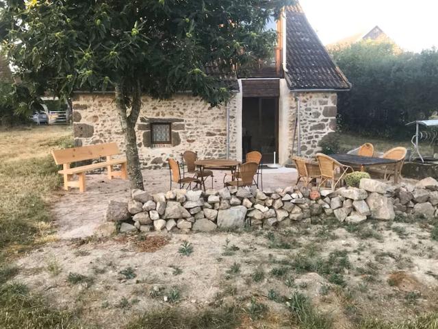 Außenseite Ferienhaus [Sommer]