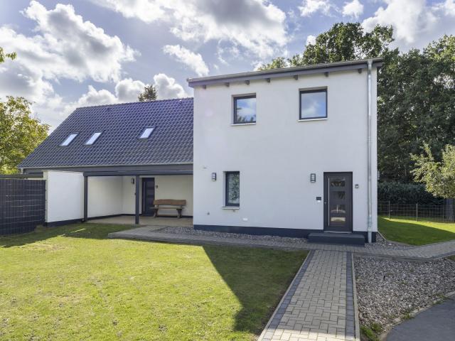 Außenseite Ferienhaus [Sommer]