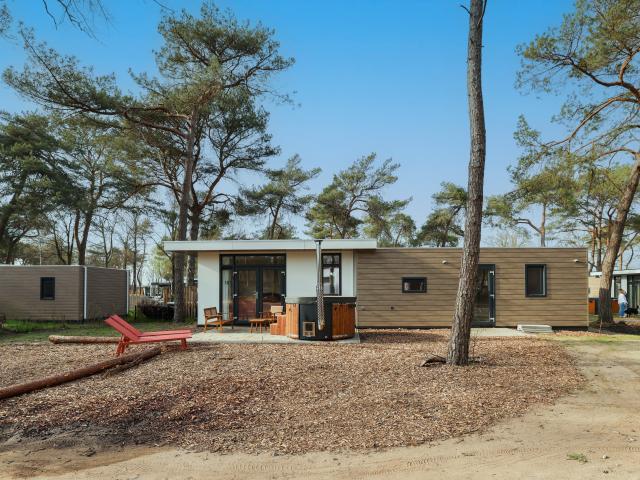 Außenseite Ferienhaus [Sommer]