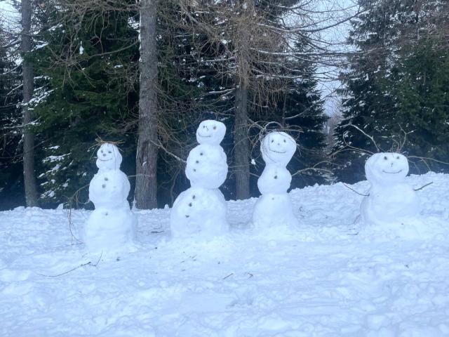 A proximité directe (<1 km)