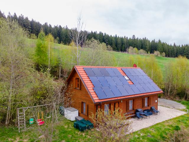 Außenseite Ferienhaus [Sommer]