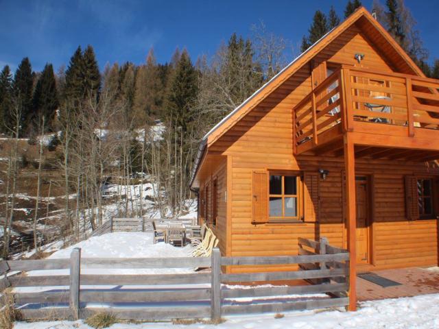 Außenseite Ferienhaus [Winter]