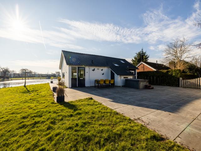 Außenseite Ferienhaus [Winter]