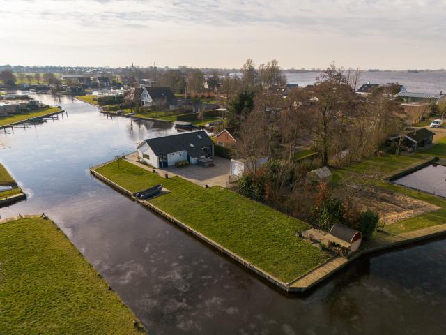 Außenseite Ferienhaus [Winter]