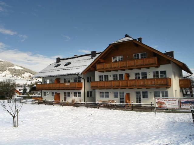 Außenseite Ferienhaus [Winter]