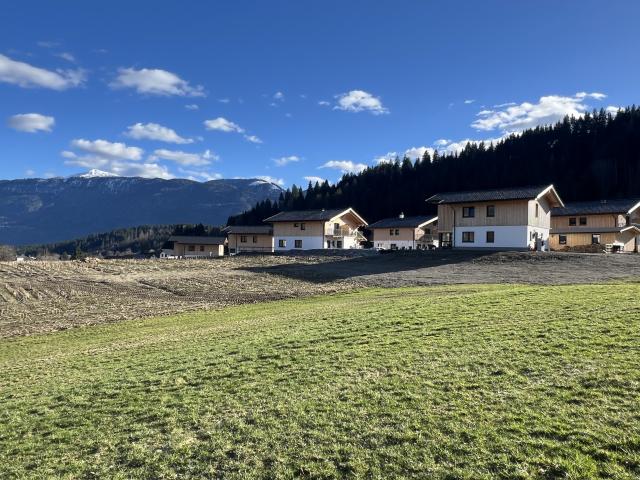 Außenseite Ferienhaus [Sommer]