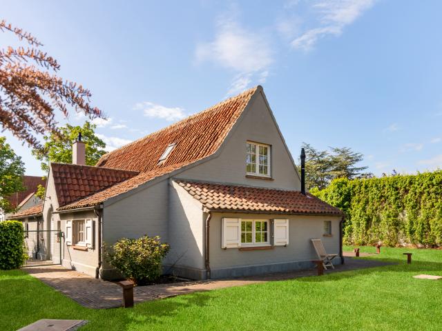 Außenseite Ferienhaus [Sommer]