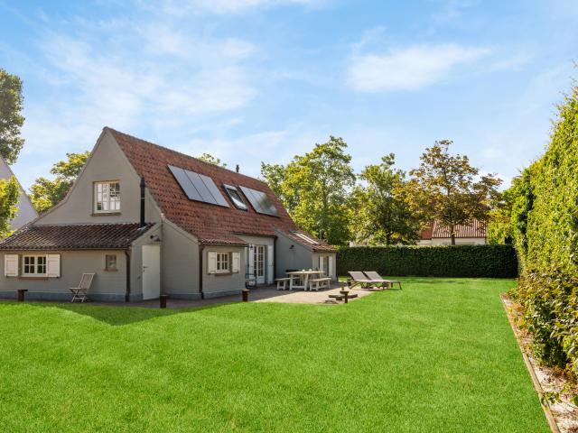 Außenseite Ferienhaus [Sommer]