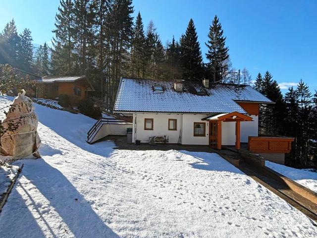 Außenseite Ferienhaus [Winter]