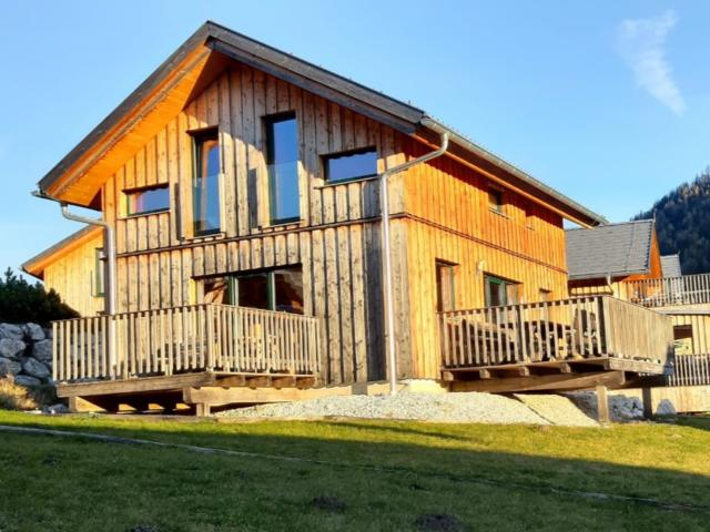 Außenseite Ferienhaus [Sommer]