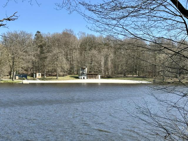 A proximité directe (<1 km)