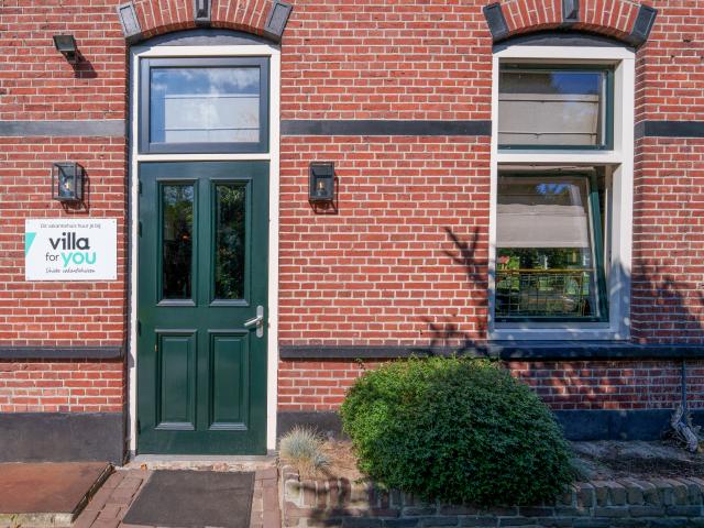 Außenseite Ferienhaus [Sommer]