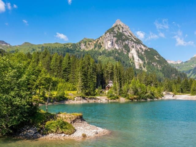 Dans la région (>5 km)
