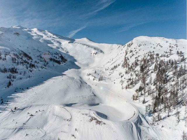 Dans la région (>5 km)