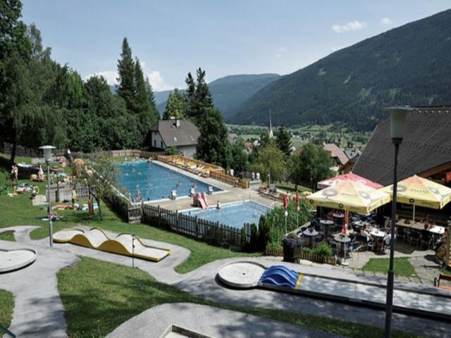 Dans la région (>5 km)