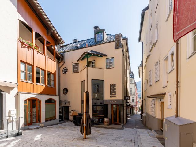 A proximité directe (<1 km)