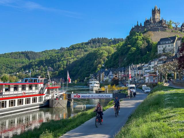 Dans les environs (1-5 km)