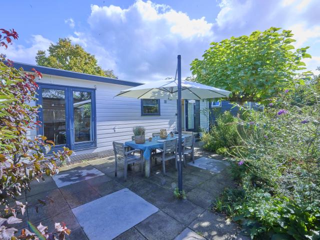 Außenseite Ferienhaus [Sommer]