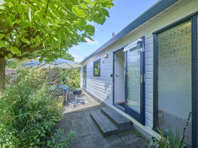 Außenseite Ferienhaus [Sommer]