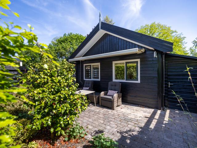 Außenseite Ferienhaus [Sommer]