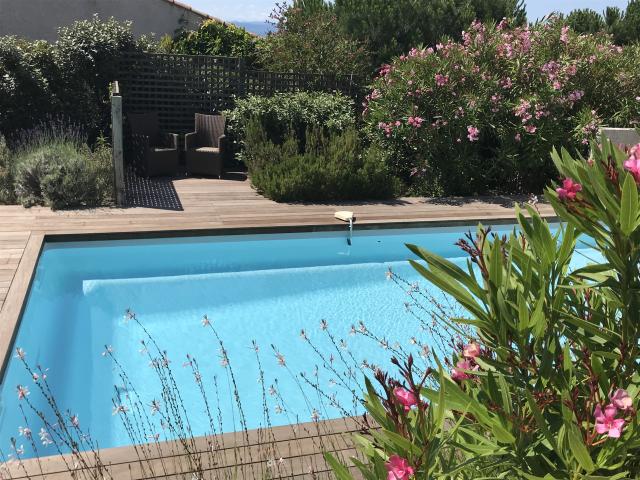 Piscine maison de vacances